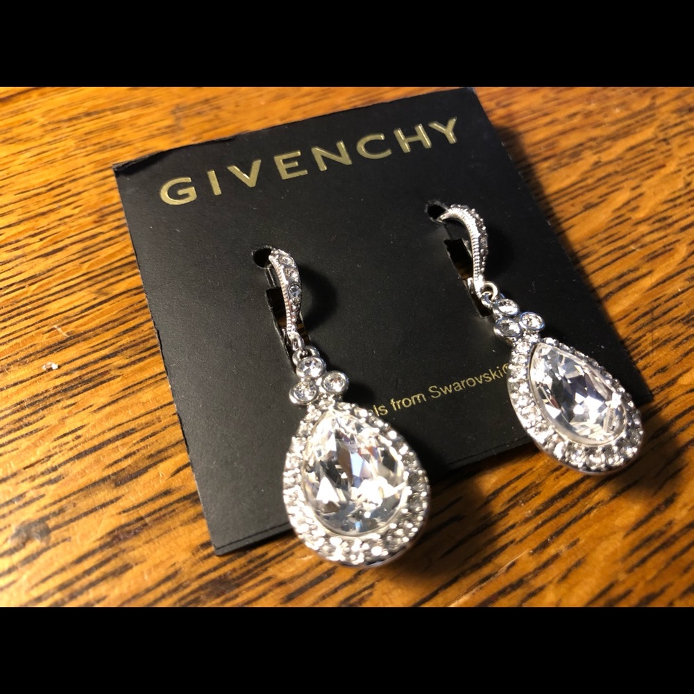 Givenchy Earrings - Picture 4 of 5